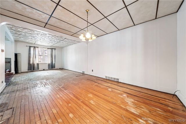 1455 Kenmore Avenue, Tonawanda, NY 14217