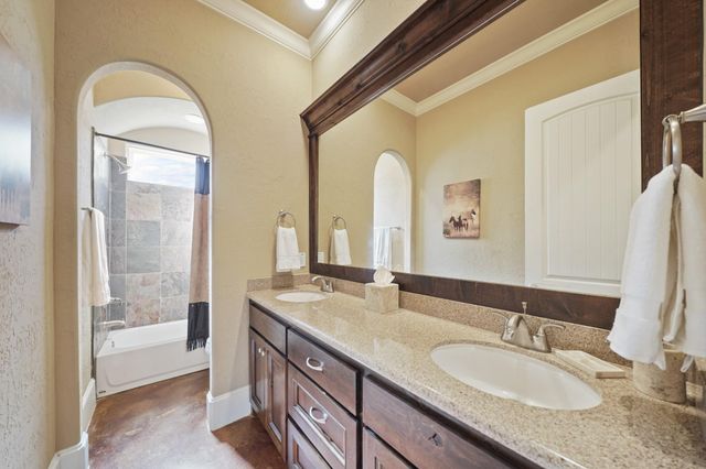 20015 Stone Lake Circle, Tomball, TX 77377