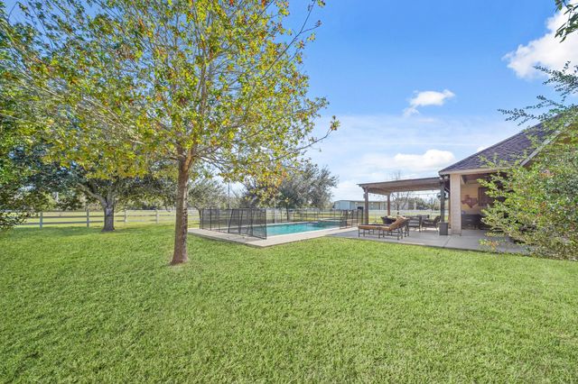 20015 Stone Lake Circle, Tomball, TX 77377