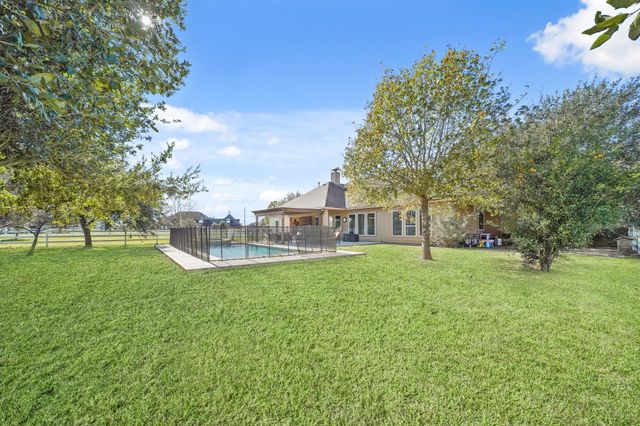 20015 Stone Lake Circle, Tomball, TX 77377