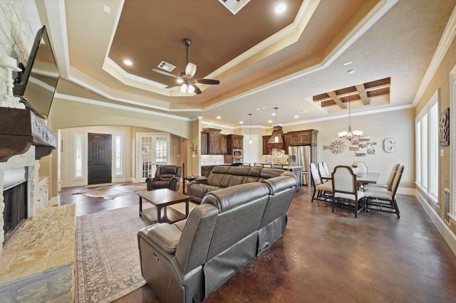 20015 Stone Lake Circle, Tomball, TX 77377