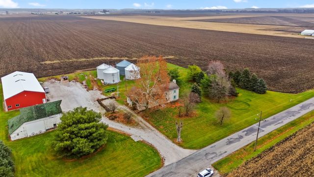 1410 E Wood Road, Rensselaer, IN 47978