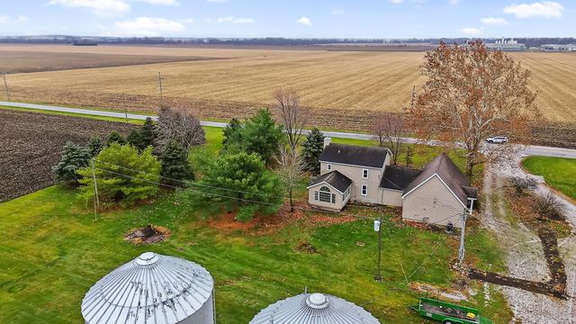 1410 E Wood Road, Rensselaer, IN 47978