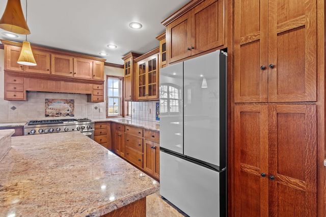 1410 E Wood Road, Rensselaer, IN 47978