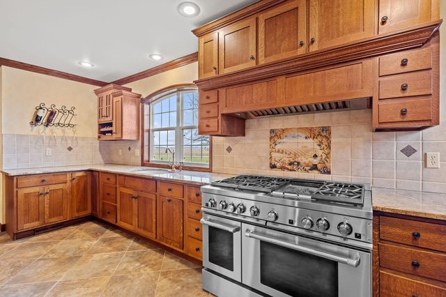 1410 E Wood Road, Rensselaer, IN 47978