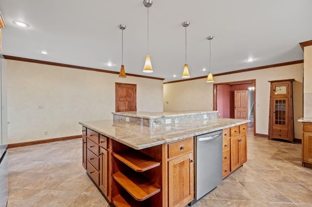 1410 E Wood Road, Rensselaer, IN 47978