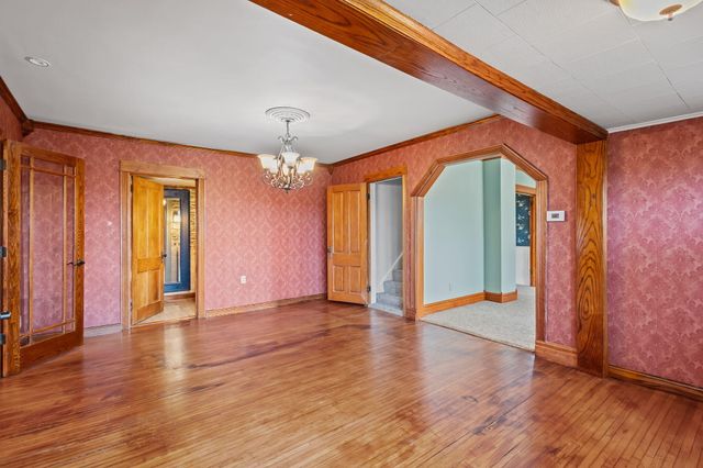 1410 E Wood Road, Rensselaer, IN 47978