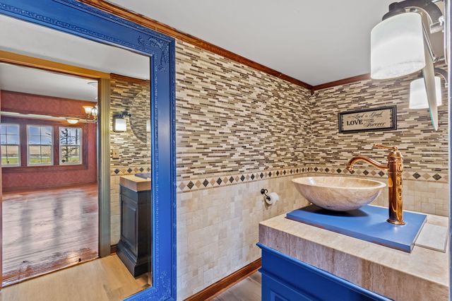 1410 E Wood Road, Rensselaer, IN 47978