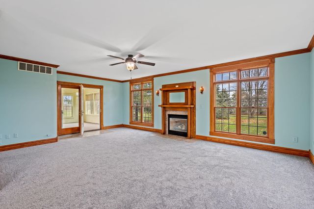 1410 E Wood Road, Rensselaer, IN 47978