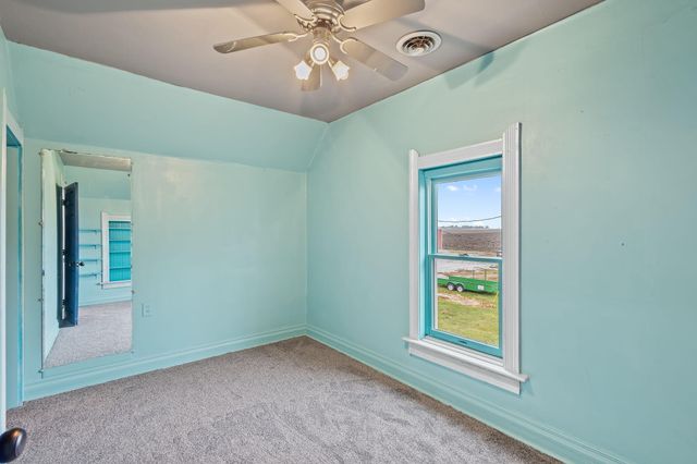 1410 E Wood Road, Rensselaer, IN 47978