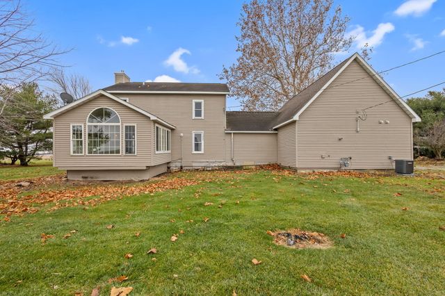 1410 E Wood Road, Rensselaer, IN 47978