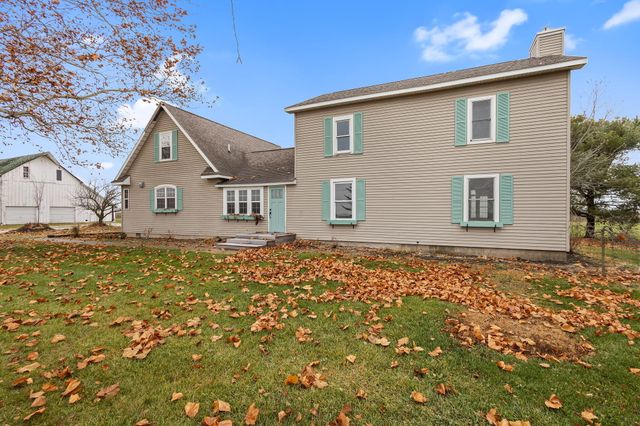 1410 E Wood Road, Rensselaer, IN 47978
