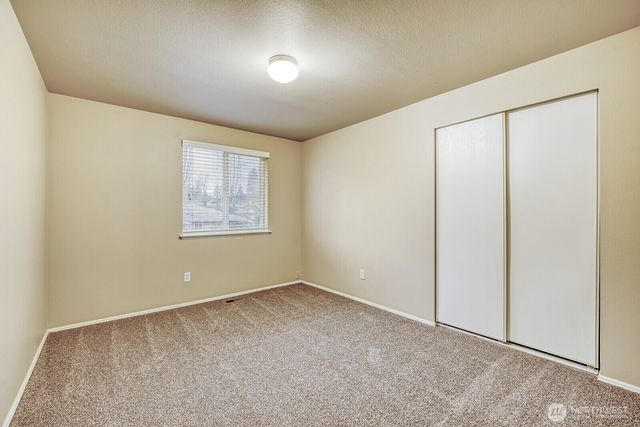 6740 NE 1st Place, Renton, WA 98059