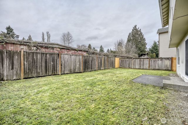 6740 NE 1st Place, Renton, WA 98059