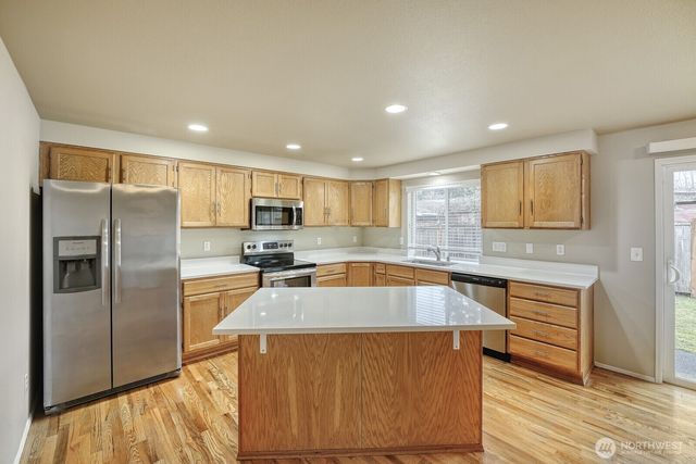 6740 NE 1st Place, Renton, WA 98059