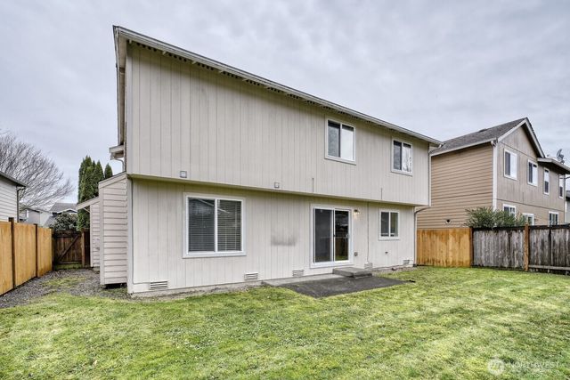 6740 NE 1st Place, Renton, WA 98059