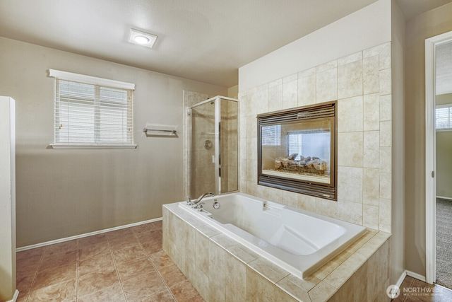 6740 NE 1st Place, Renton, WA 98059