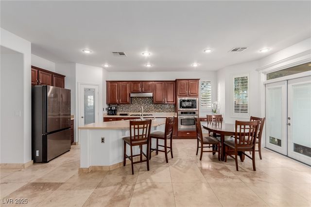 7353 Savannah Falls Street, Las Vegas, NV 89131