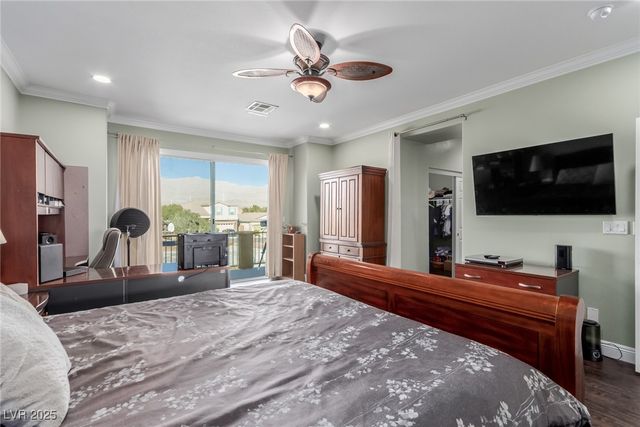 7353 Savannah Falls Street, Las Vegas, NV 89131