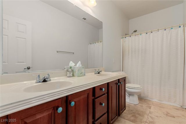 7353 Savannah Falls Street, Las Vegas, NV 89131