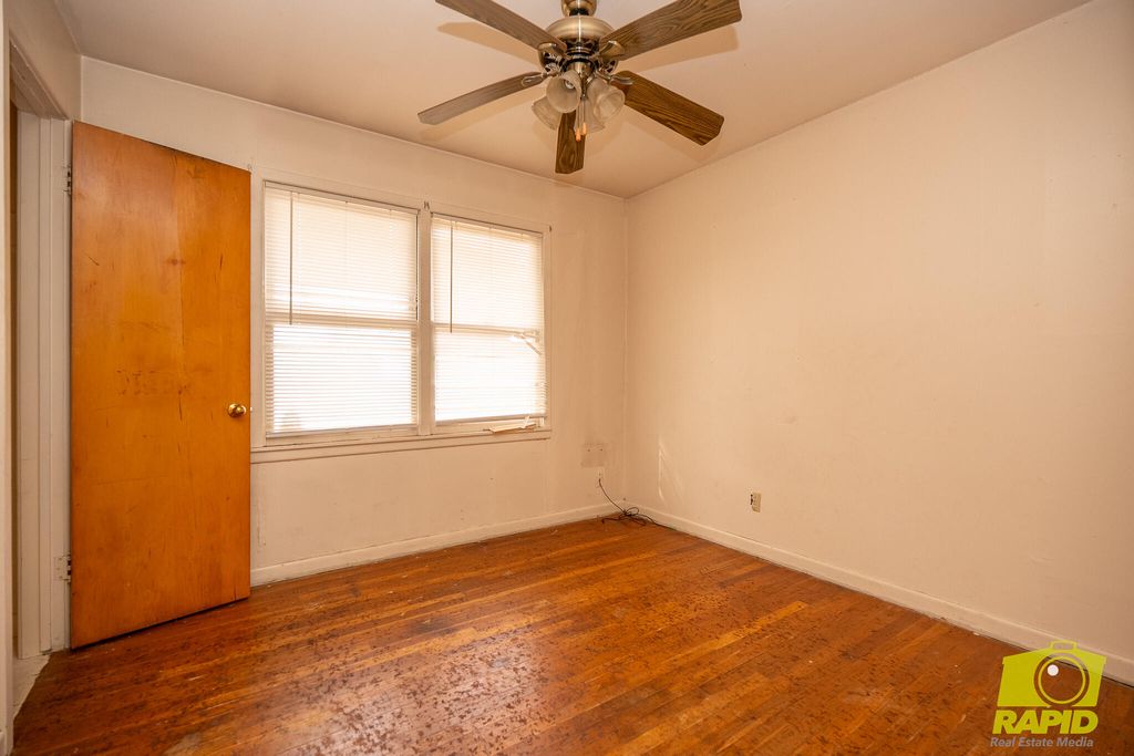 Image 12 of property listing at 215 Windham Street, San Angelo, TX 76903
