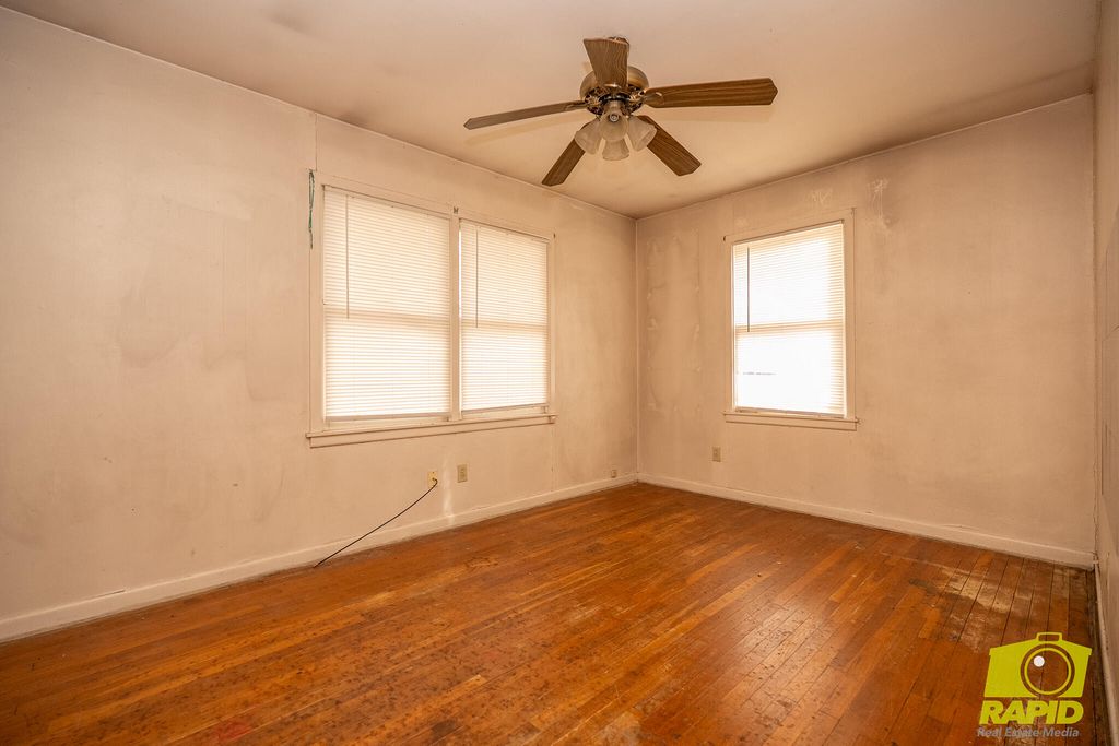 Image 17 of property listing at 215 Windham Street, San Angelo, TX 76903