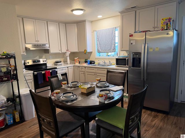 319 S 10th, Mayfield, KY 42066