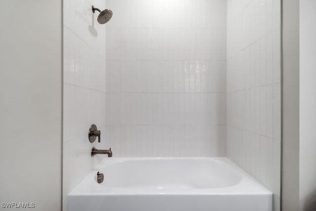 15339 Giardino DR 11-101, Naples, FL 34114