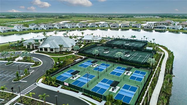 15339 Giardino DR 11-101, Naples, FL 34114