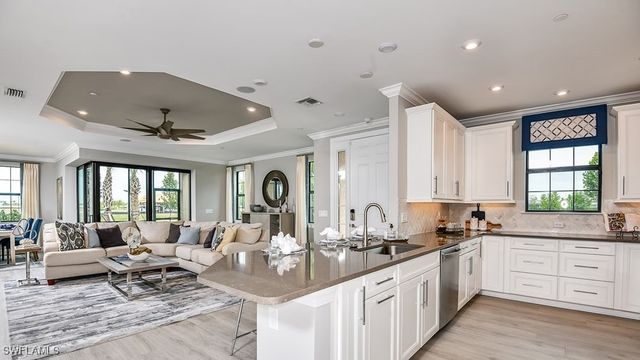 15339 Giardino DR 11-101, Naples, FL 34114