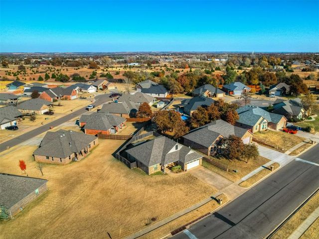 1858 N Main Street, Blanchard, OK 73010
