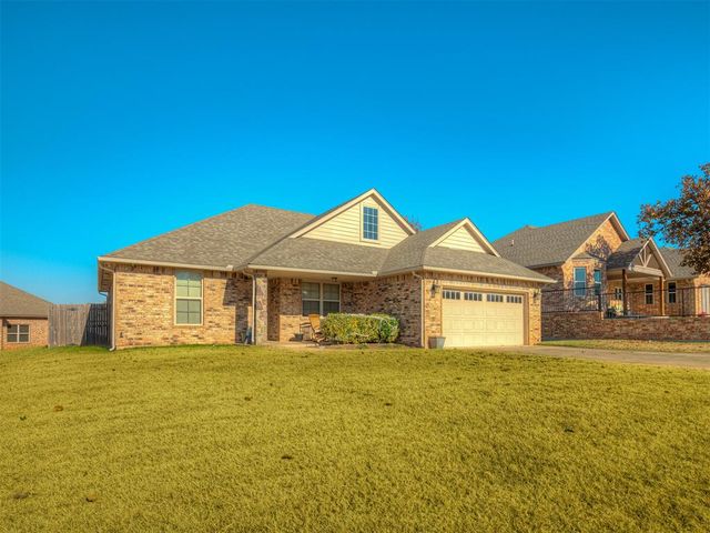 1858 N Main Street, Blanchard, OK 73010
