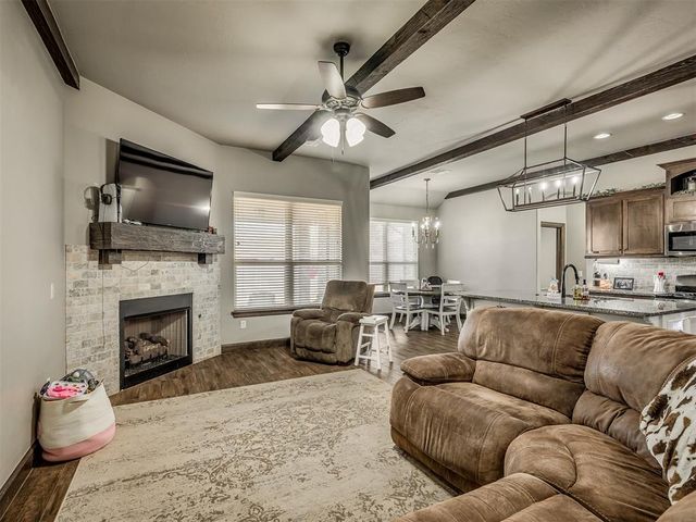 1858 N Main Street, Blanchard, OK 73010