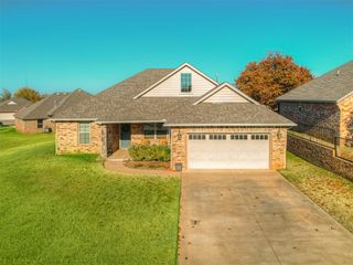 1858 N Main Street, Blanchard, OK 73010