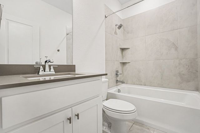 204 Venice Avenue, Flower Mound, TX 75028