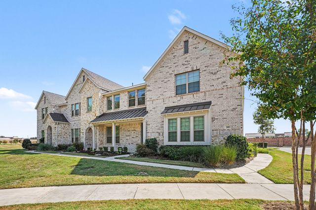 204 Venice Avenue, Flower Mound, TX 75028