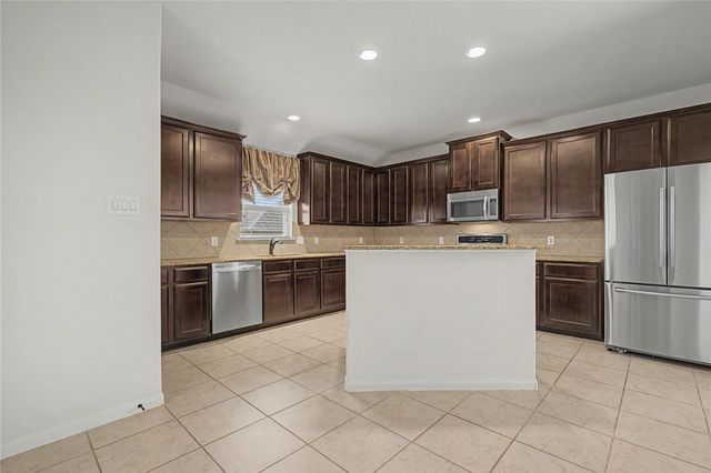 964 Wannan Lane, Conroe, TX 77301