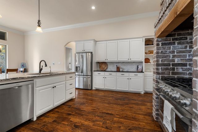 812 S Duncan Creek Court, Weatherford, TX 76087