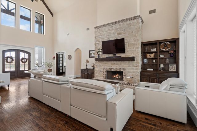 812 S Duncan Creek Court, Weatherford, TX 76087