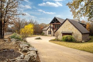 812 S Duncan Creek Court, Weatherford, TX 76087