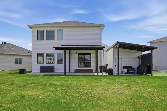 4755 32nd Street S, Fargo, ND 58104