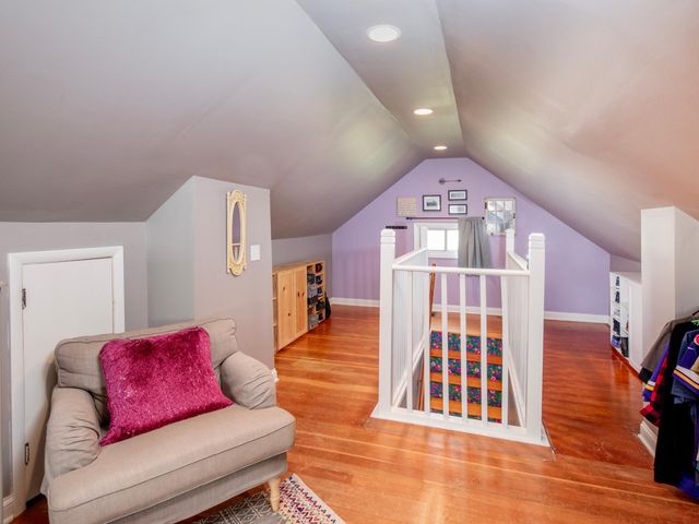 1055 Virginia Street, Saint Paul, MN 55117