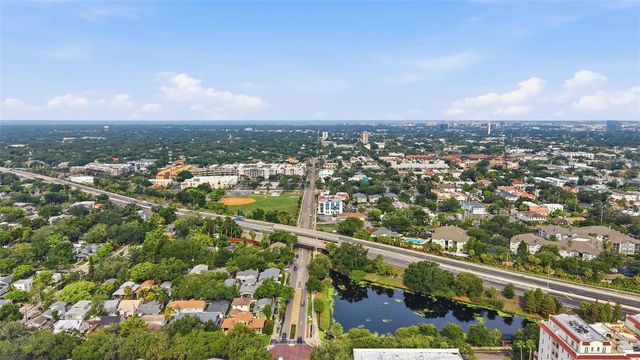 3123 W OAKLYN AVENUE, Tampa, FL 33609