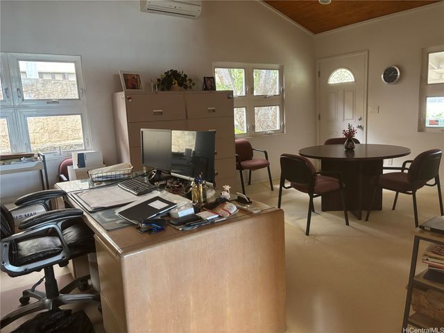 2208 Liliha Street B, Honolulu, HI 96817