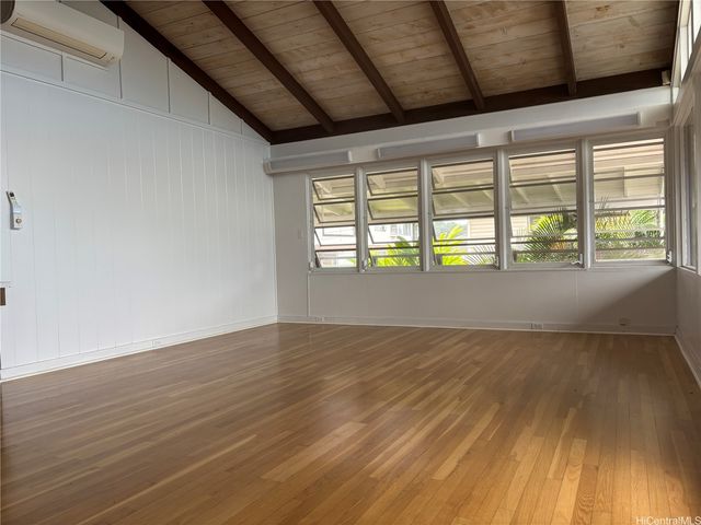 2208 Liliha Street B, Honolulu, HI 96817