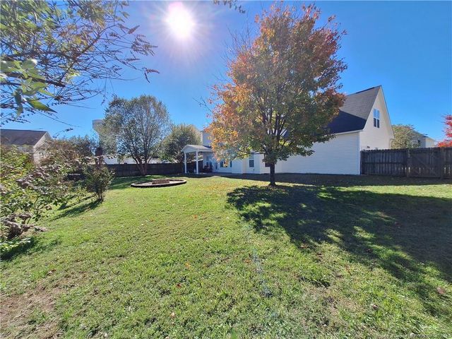 286 Peaceford Avenue, Raeford, NC 28376