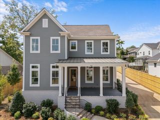 1709 Hillmont Dr, Nashville, TN 37215