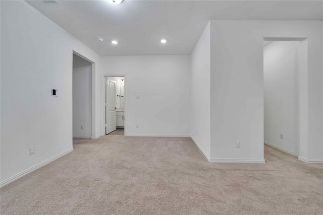 9916 Hennings Street, Irving, TX 75063