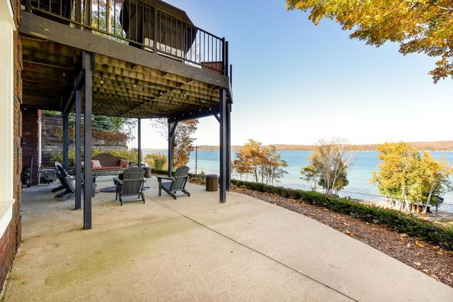 6019 Crystal Avenue, Beulah, MI 49617