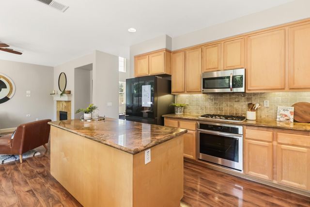 1746 Trinity Way, West Sacramento, CA 95691